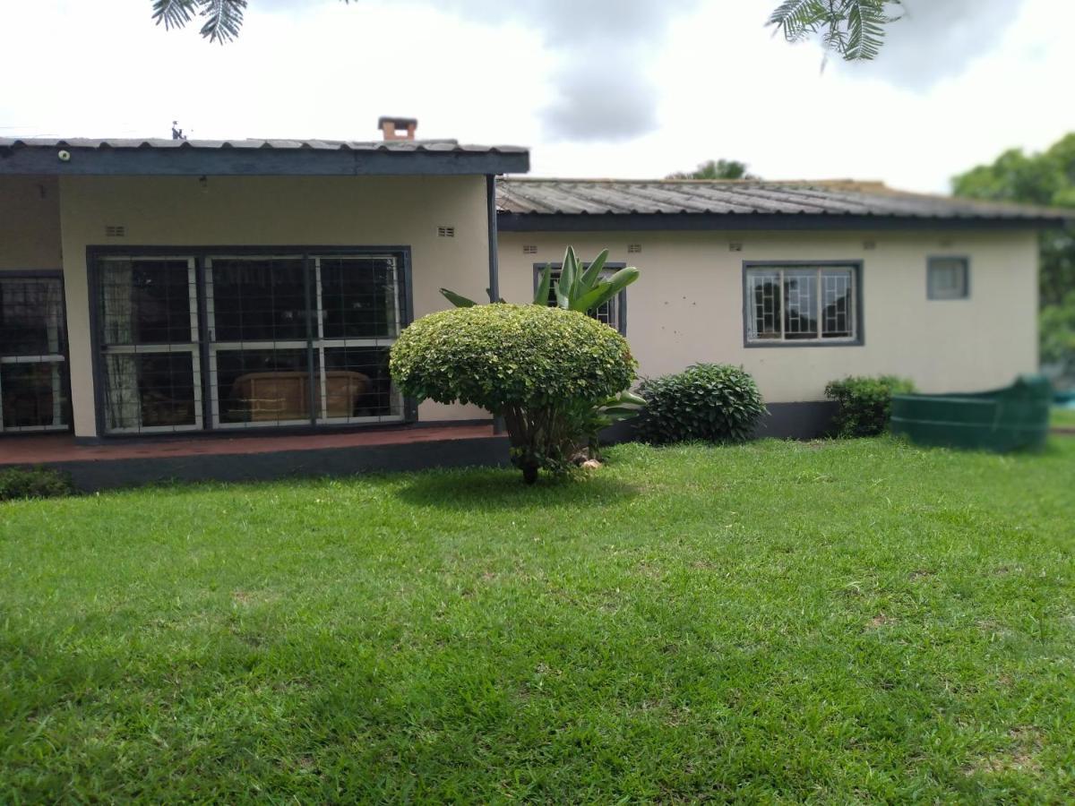 Reed Mat Lodge Lusaka Zewnętrze zdjęcie